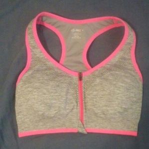 NWOT Danskin Now Medium Sports Bra